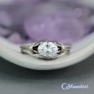 Modern Oval Wedding Ring Set | Moonkist Designs