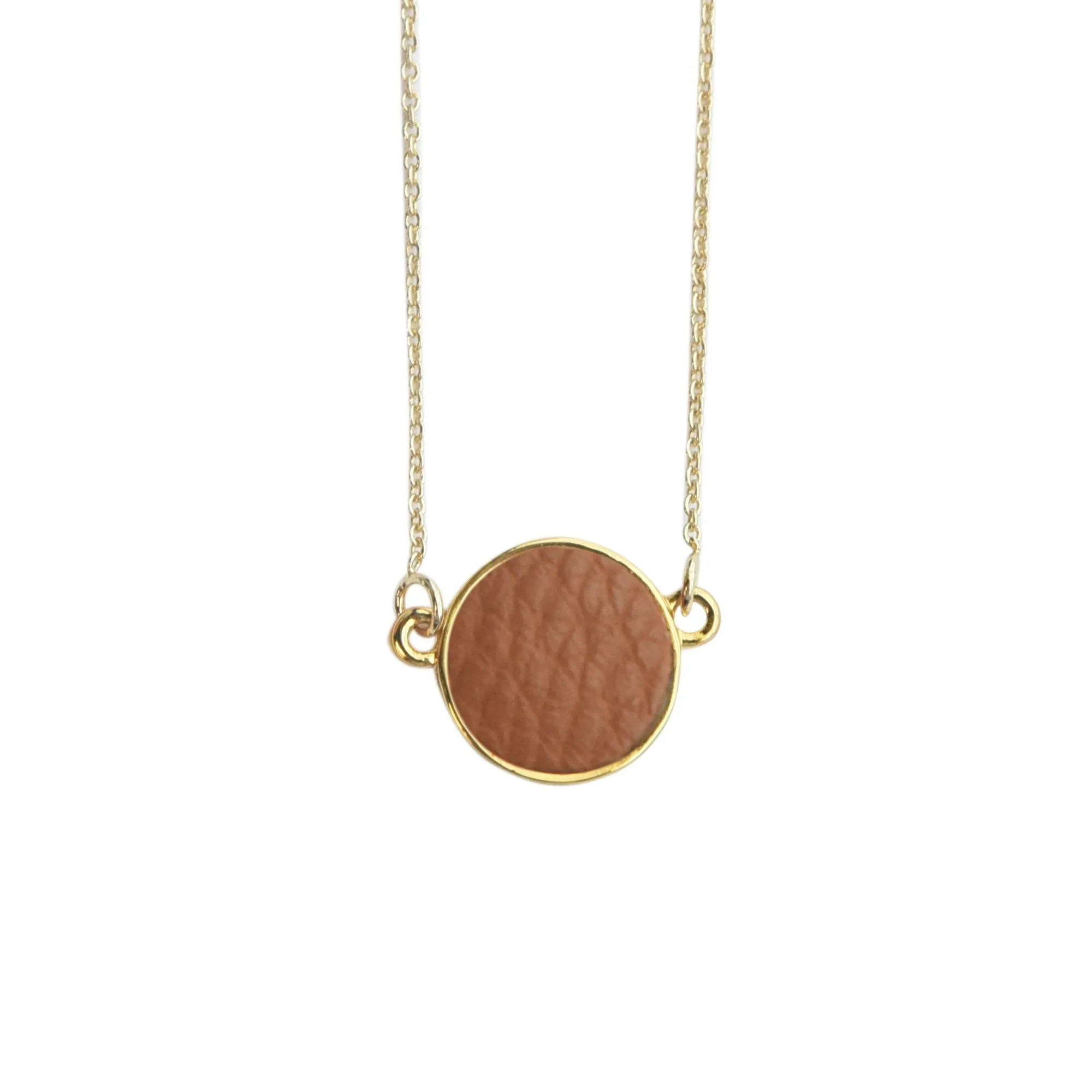 Pebble Grain Circle Necklace