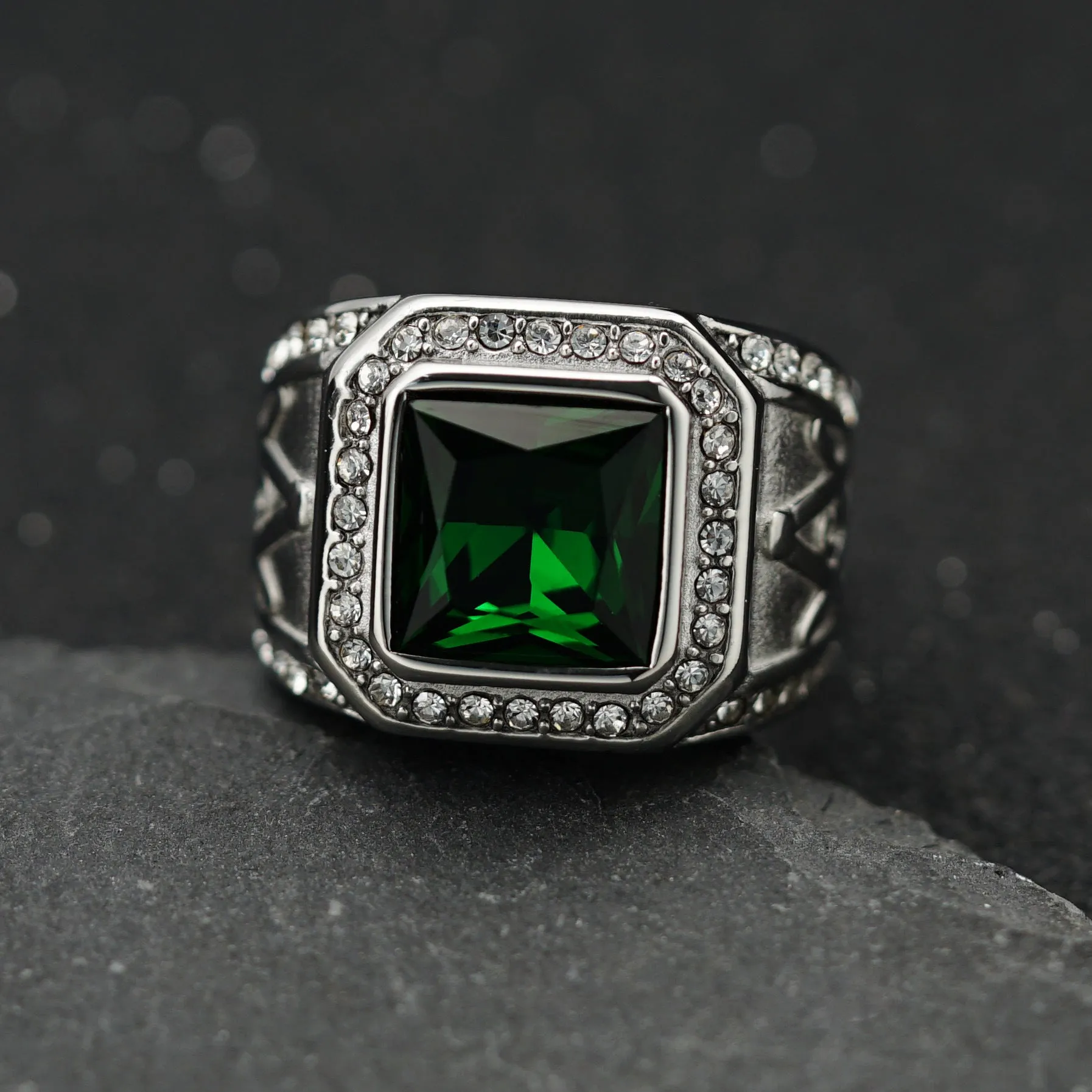 Vintage Gold-plated Gemstone Ring